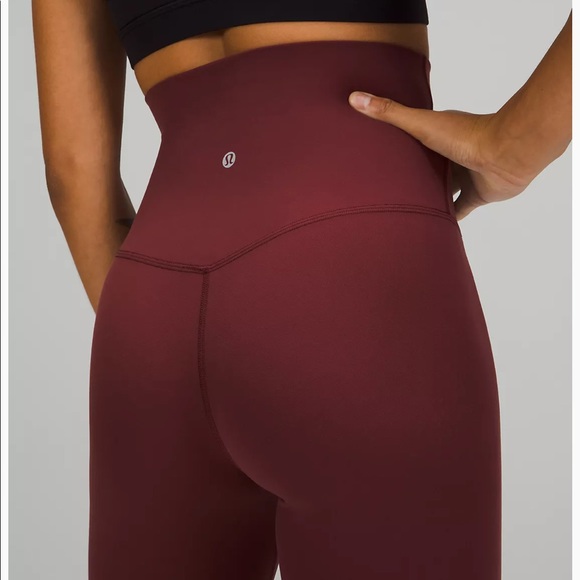 Align Super High Rise Short 10” - Picture 2 of 8